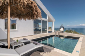 Luxury Villa Cavo Mare Meltemi with private pool & jacuzzi